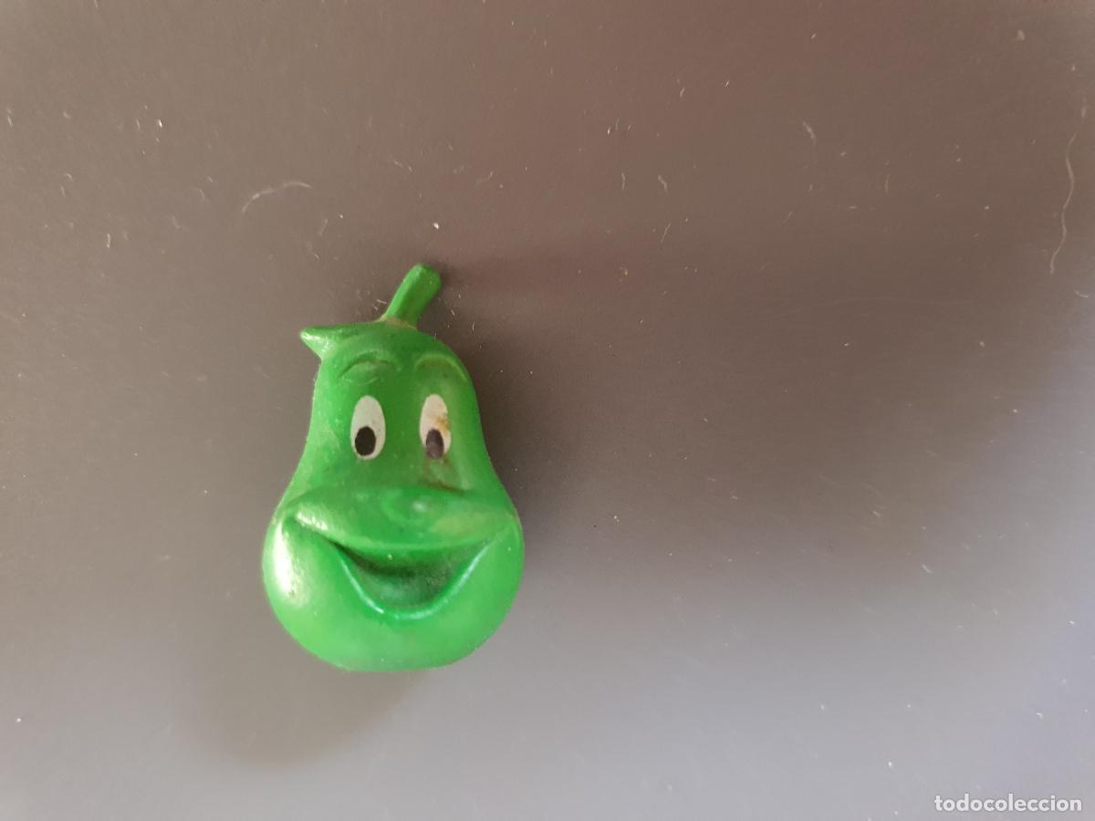 Juguetes antiguos y Juegos de colecci&oacute;n: FIGURA - DANONE FRUTI&Ntilde;ECOS - PERA - LOS FRUITIS - ANTIGUA CAPUCHON LAPIZ