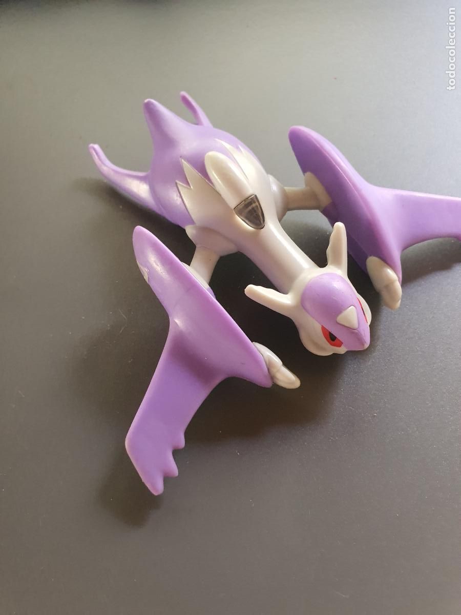 Juguetes antiguos y Juegos de colecci&oacute;n: FIGURA MCDONALDS MC DONALDS - POKEMON - A&Ntilde;O 2016 - MEGA LATIOS