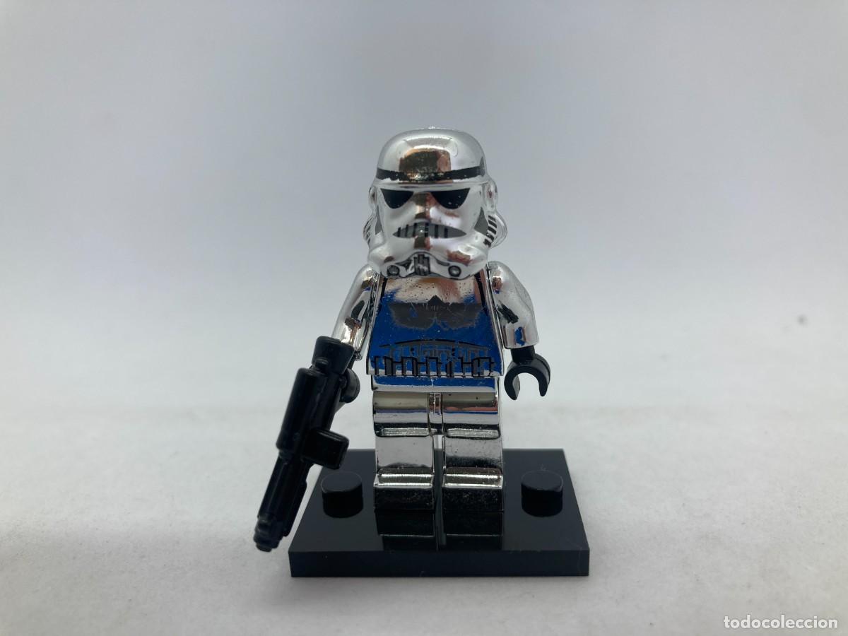 Juguetes antiguos y Juegos de colecci&oacute;n: Minifigura Star Wars Stormtrooper versi&oacute;n cromada