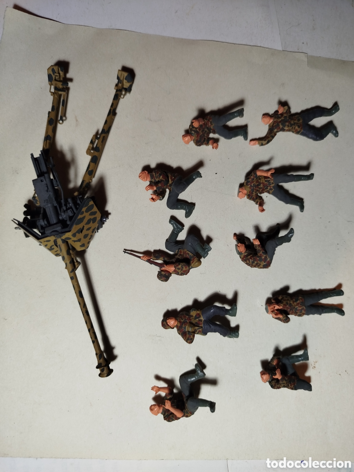 Juguetes antiguos y Juegos de colecci&oacute;n: Lote figuras maquetas militares