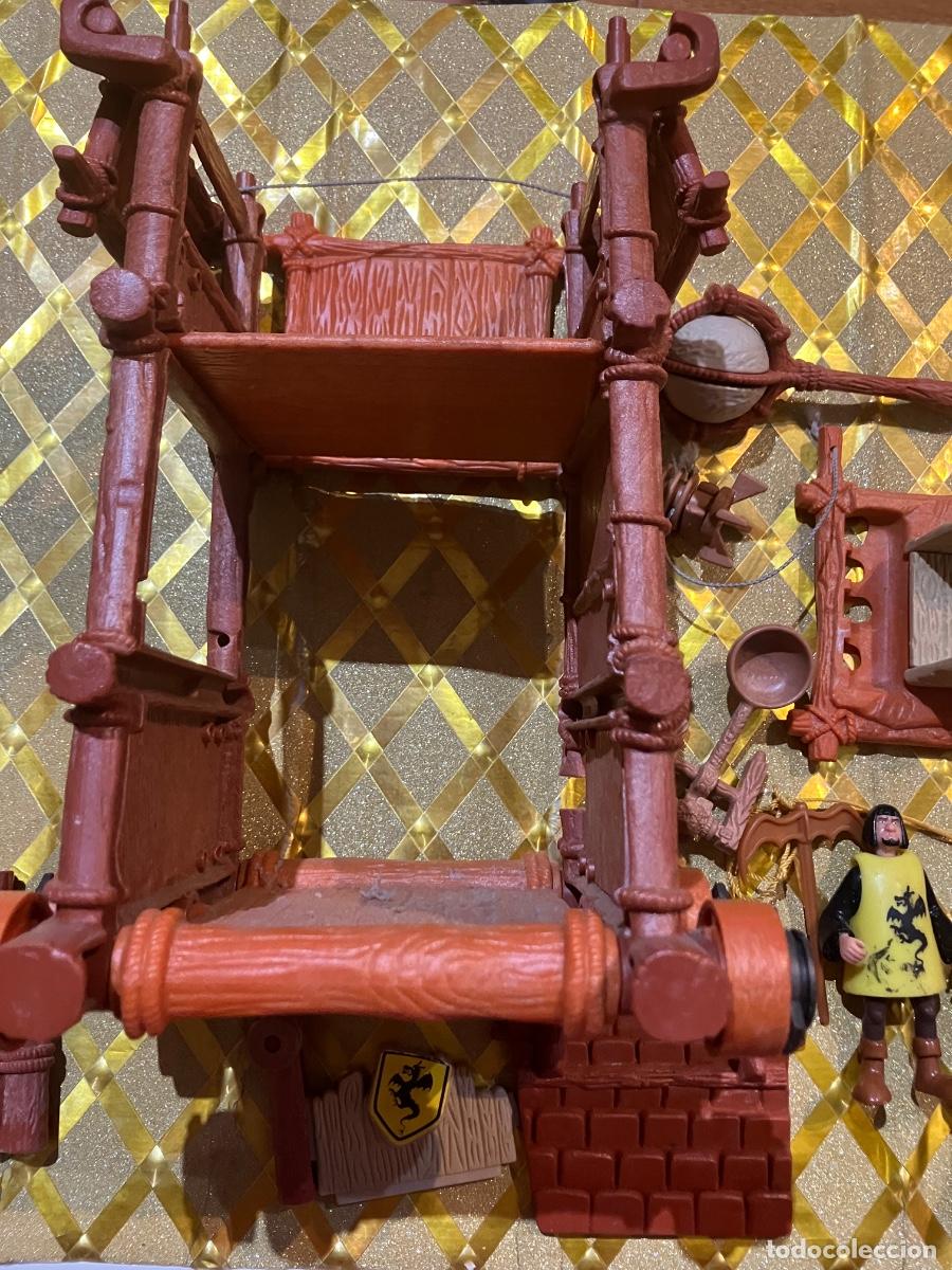 Juguetes antiguos y Juegos de colecci&oacute;n: TORRE DE ASALTO DEL REY ARTURO DE DISNEY HEROES INCOMPLETO FAMOSA !