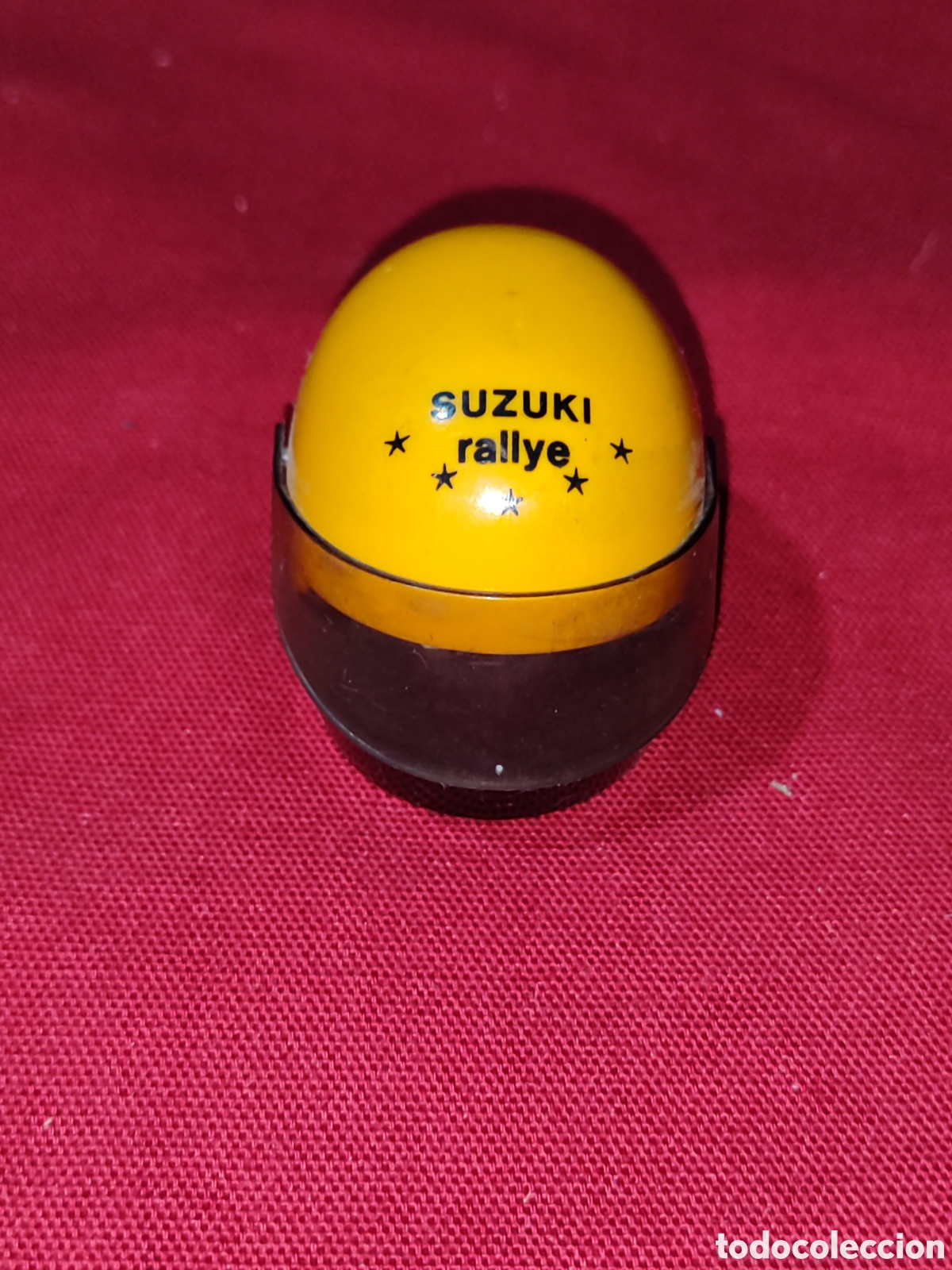 Juguetes antiguos y Juegos de colecci&oacute;n: Antiguo sacapuntas afilal&aacute;pices con forma de Casco Suzuki Rallye