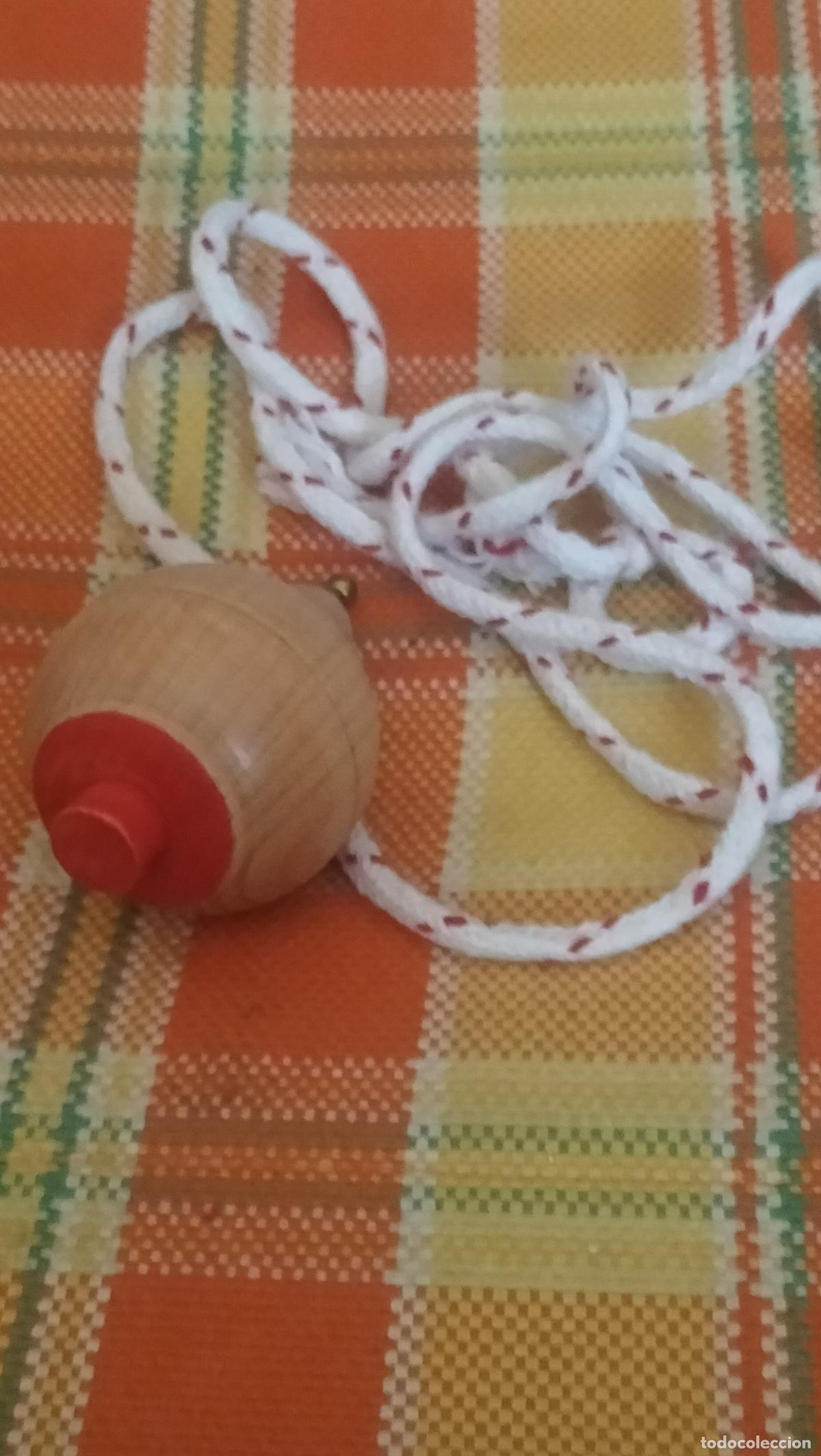 Juguetes antiguos y Juegos de colecci&oacute;n: PEONZA DE MADERA PUNTA MATALICA