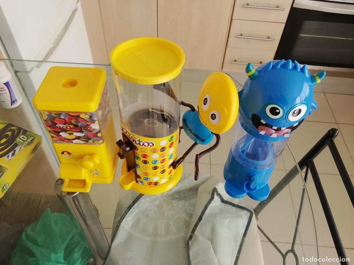 Juguetes antiguos y Juegos de colecci&oacute;n: Lote de 3 dispensadores de caramelos 2 de ellos Lacasitos