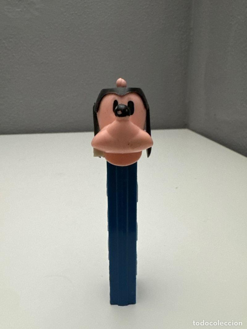 Juguetes antiguos y Juegos de colecci&oacute;n: Dispensador PEZ made in spain Goofy No Feet patente 3.410.455