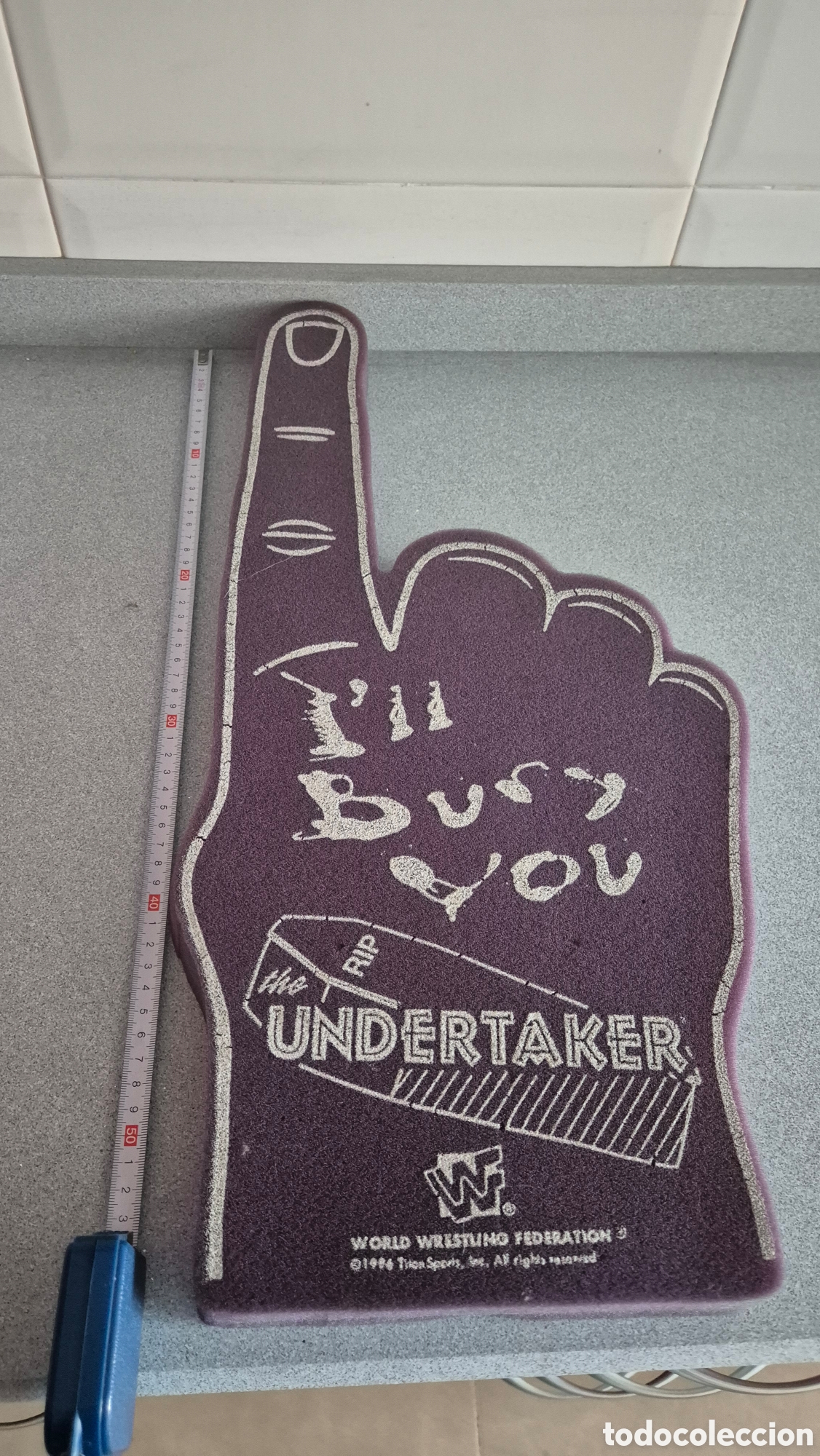 Jouets Anciens et Jeux de collection: Manopla grande de espuma de animaci&oacute;n de catch Undertaker wwe wwf wwe wrestling