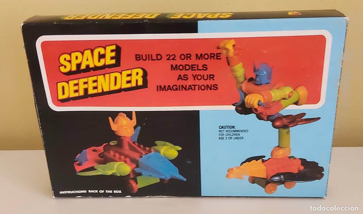 Juguetes antiguos y Juegos de colecci&oacute;n: SPACE DEFENDER FIGURAS PARA ENSAMBLAR VINTAGE MUY RAROS.