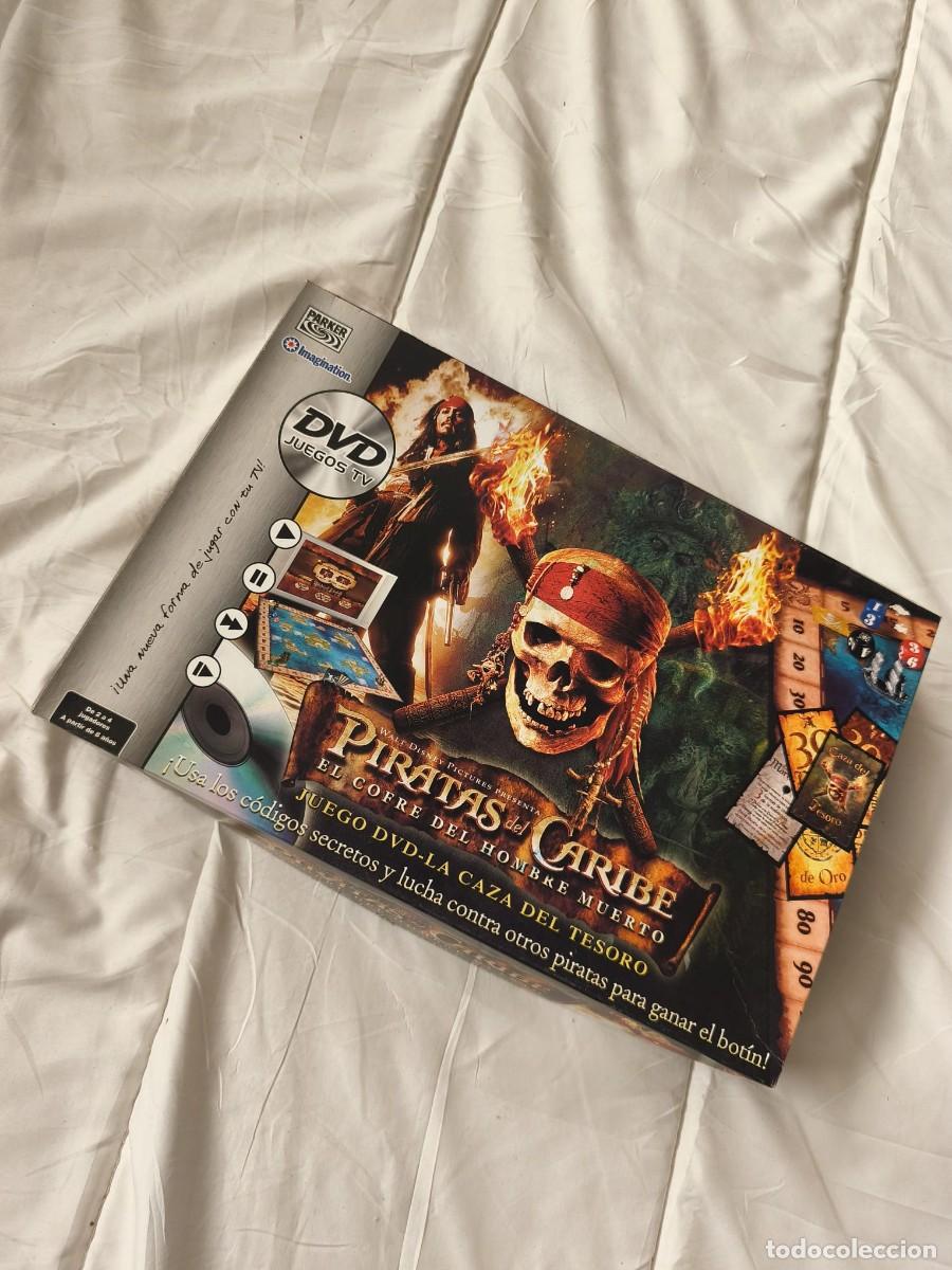 Juguetes antiguos y Juegos de colecci&oacute;n: juego de mesa interactivo Piratas del Caribe: El Cofre del Hombre Muerto. 2006