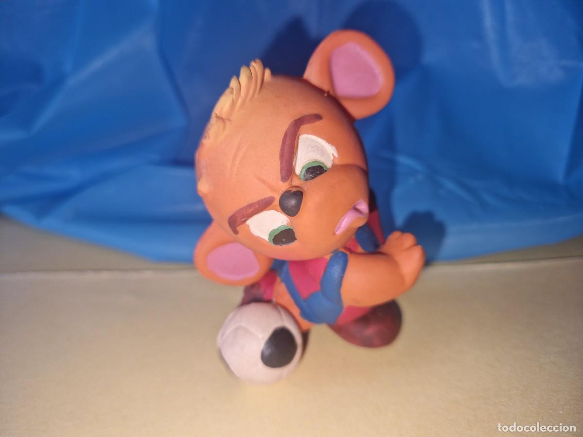Antique Toys and Collectible Games: ANTIGUO MU&Ntilde;ECO DE GOMA FUTBOL BARCELONA