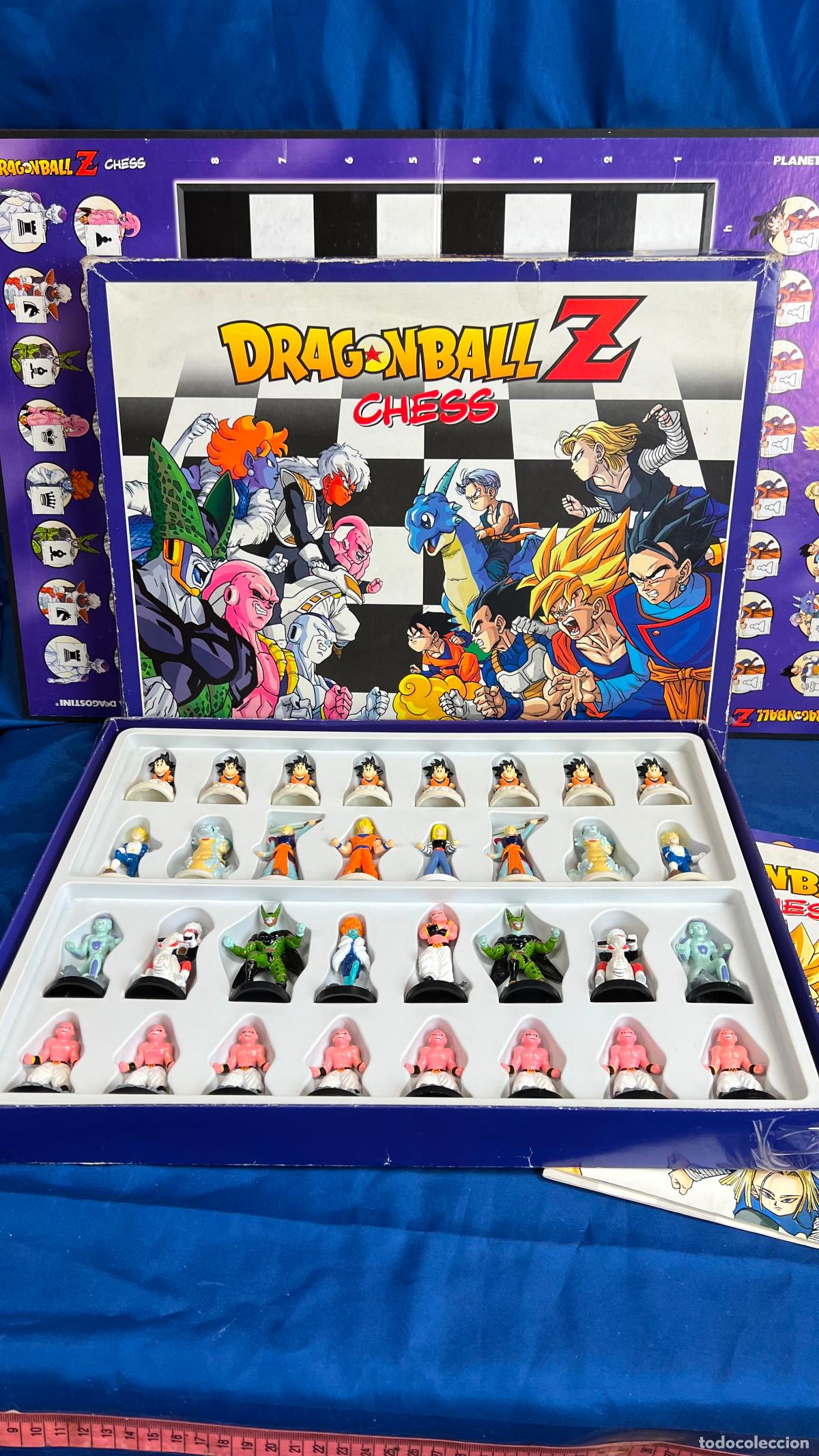 Juguetes antiguos y Juegos de colecci&oacute;n: M&Iacute;TICO AJEDREZ JUEGO DE COLECCI&Oacute;N DRAGON BALL Z CHESS - COMPLETO CON SU CAJA ORIGINAL Y TABLERO - ED