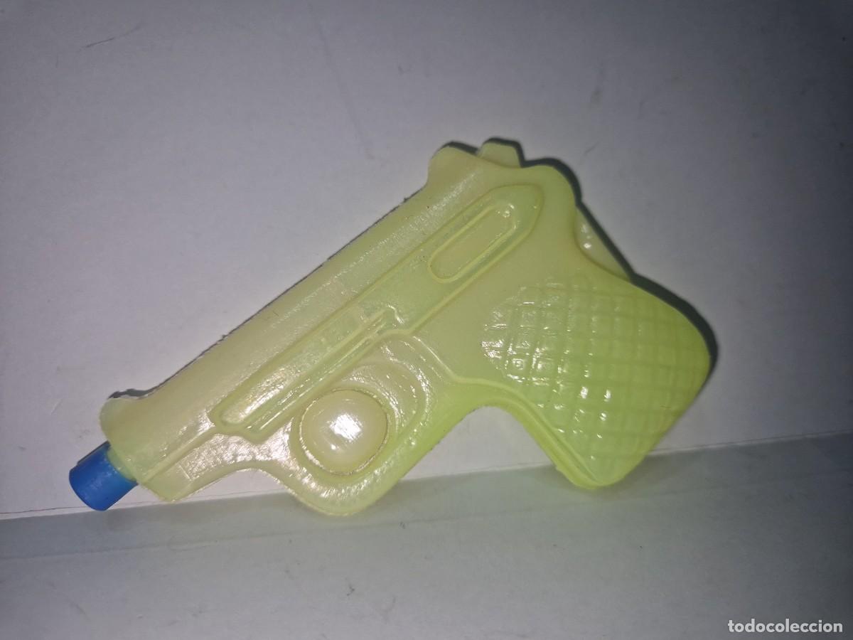Juguetes antiguos y Juegos de colecci&oacute;n: PISTOLA DE AGUA - ANTIGUA PISTOLA DE AGUA