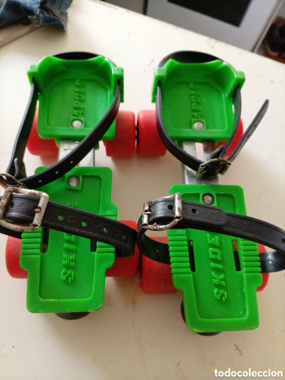 Giocattoli antichi e Giochi di collezione: coleccionistas: Patines vintage Apollo regulables con correas originales