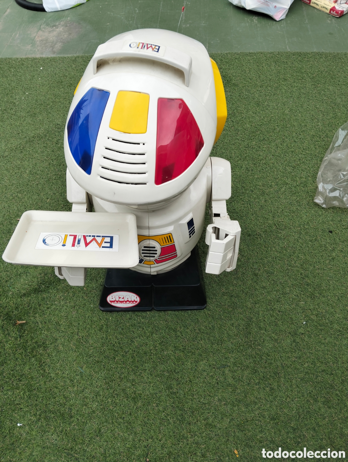 Juguetes antiguos y Juegos de colecci&oacute;n: Robot Emilio Bizak grande