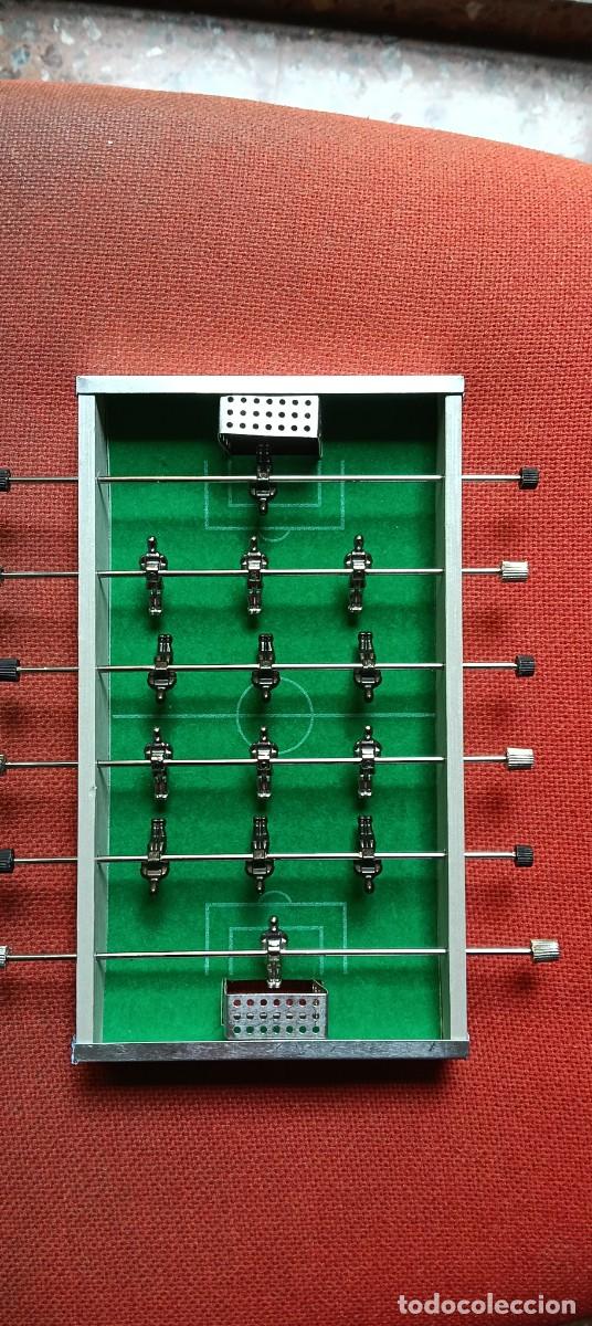 Juguetes antiguos y Juegos de colecci&oacute;n: Mini Futbol&iacute;n port&aacute;til / Futbolito de mesa / Futbol&iacute;n de viaje