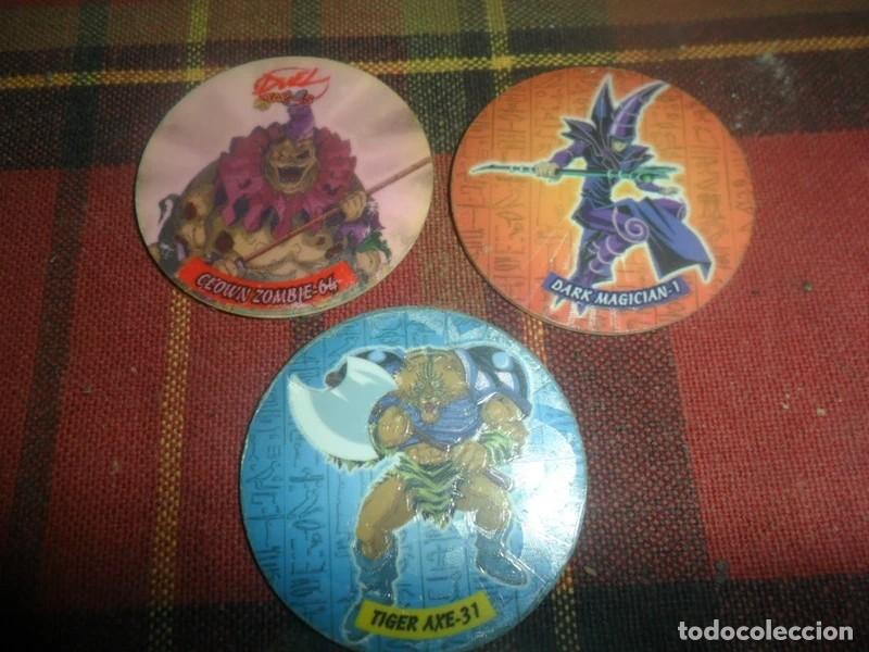Juguetes antiguos y Juegos de colecci&oacute;n: 608- Lote tazos serie Yu-Gi-Oh! Matutano a&ntilde;o 2006