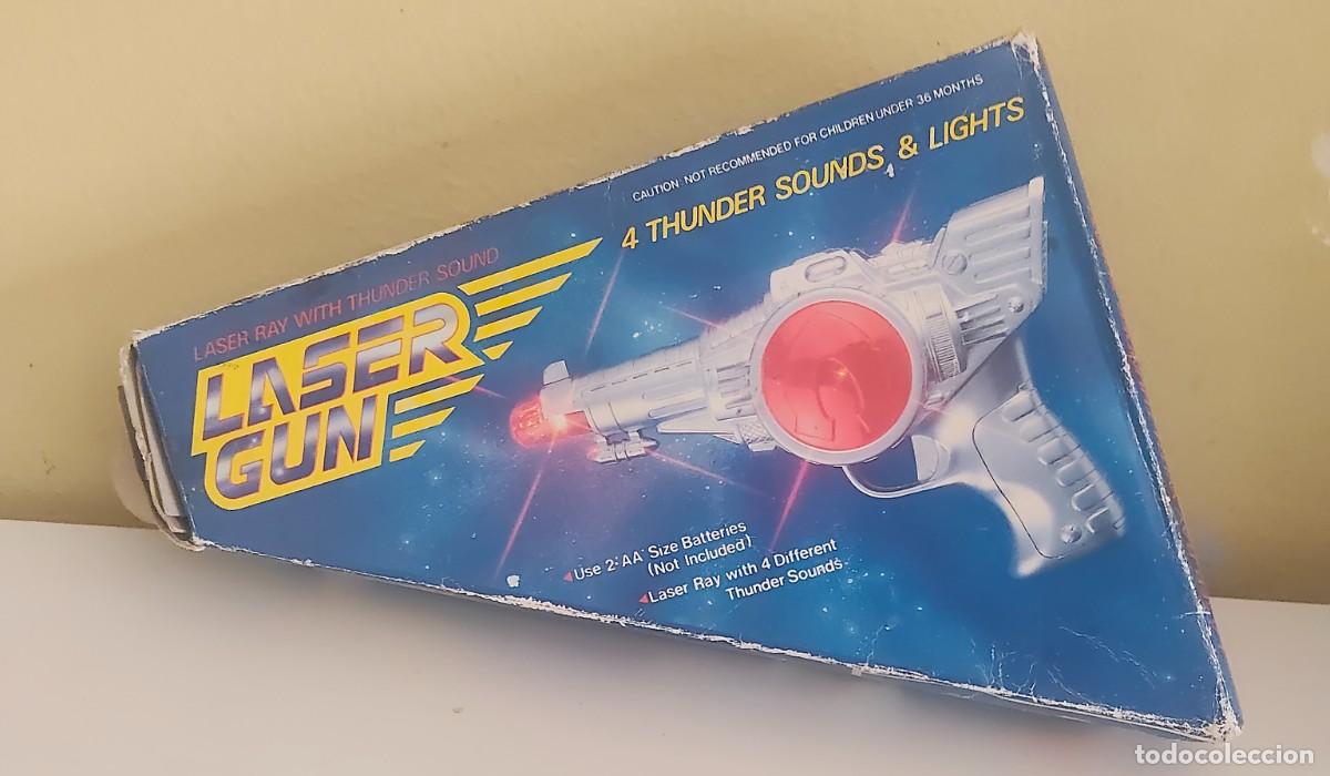 Juguetes antiguos y Juegos de colecci&oacute;n: LASER GUN CON LUCES Y SONIDOS.