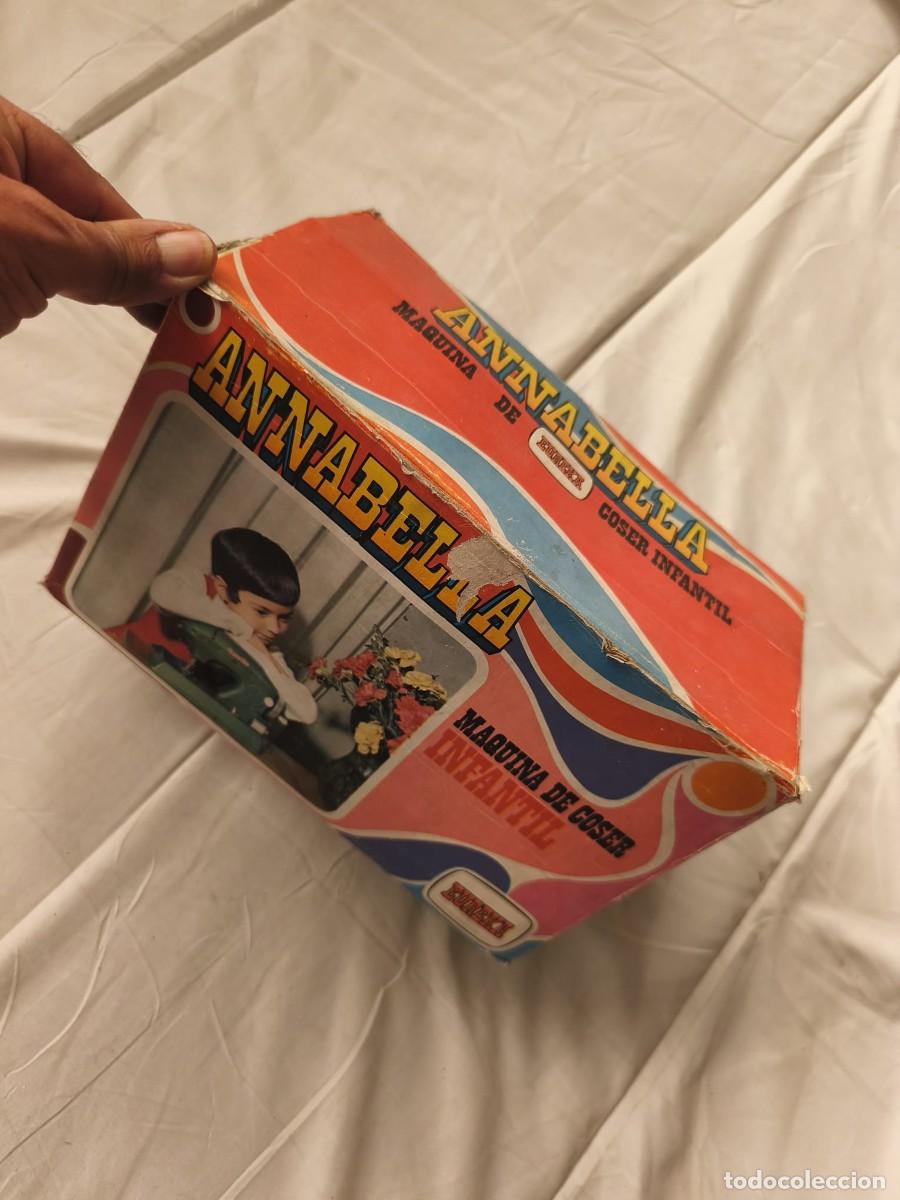 Juguetes antiguos y Juegos de colecci&oacute;n: Annabella, una ic&oacute;nica m&aacute;quina de coser infantil.
