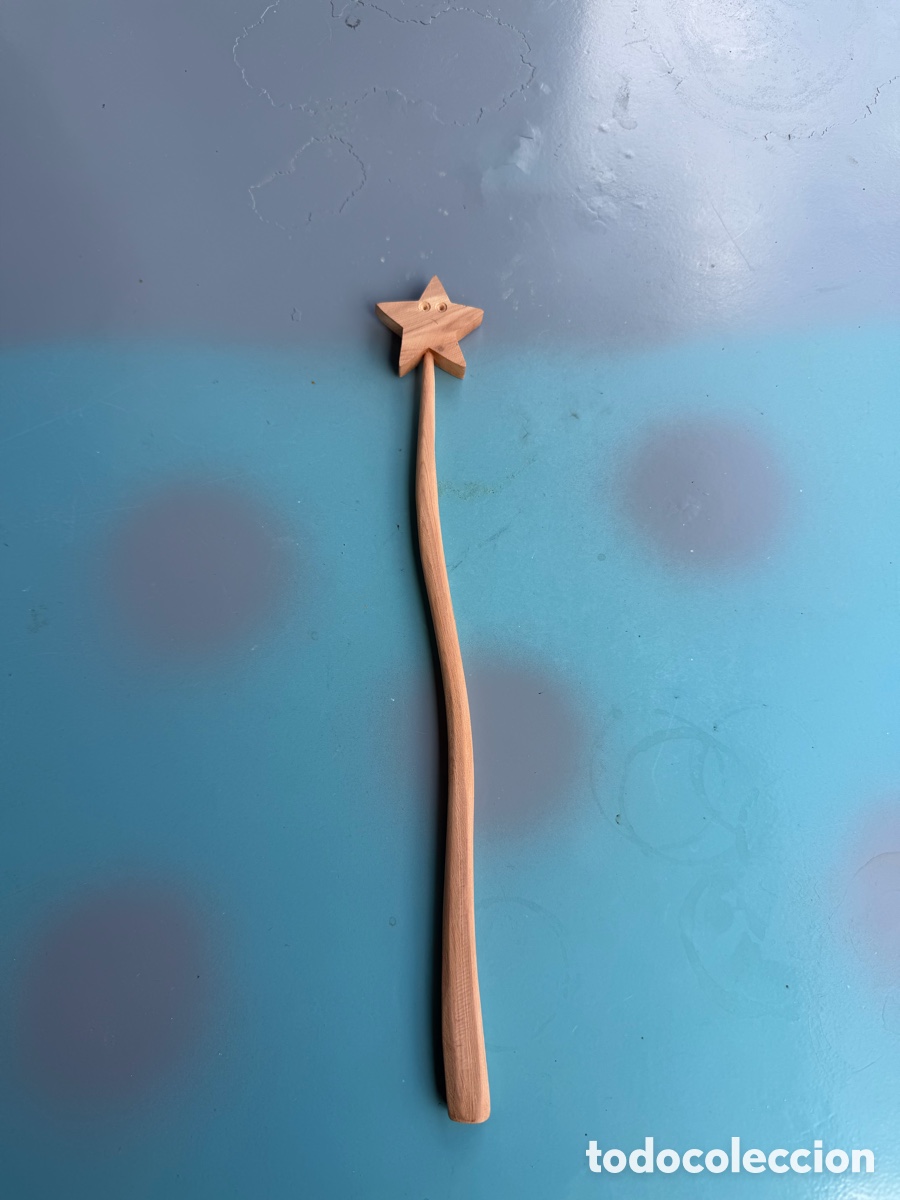 Juguetes antiguos y Juegos de colecci&oacute;n: VARITA M&Aacute;GICA DE MADERA DE SABINA