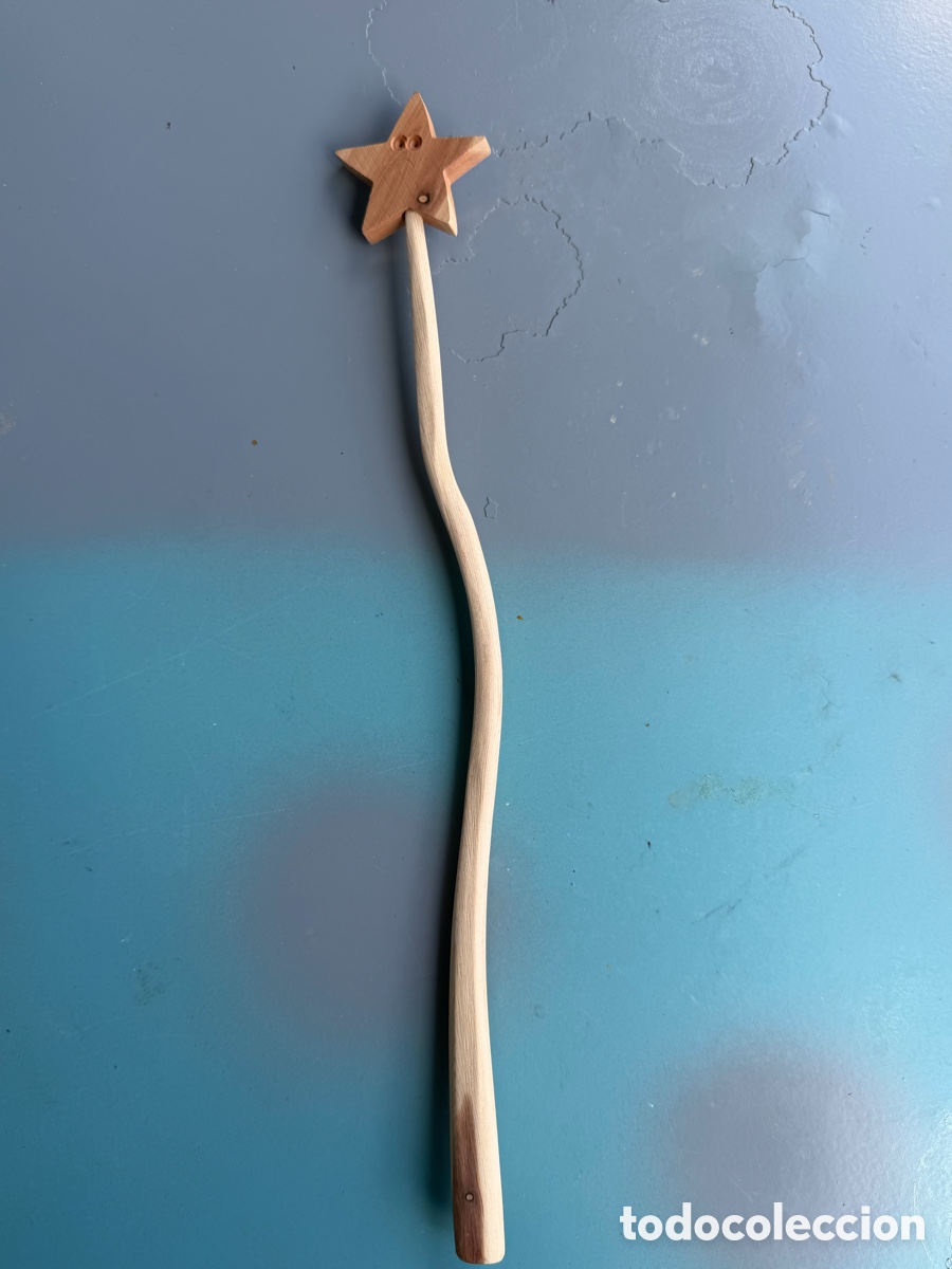Juguetes antiguos y Juegos de colecci&oacute;n: VARITA M&Aacute;GICA DE MADERA DE SABINA