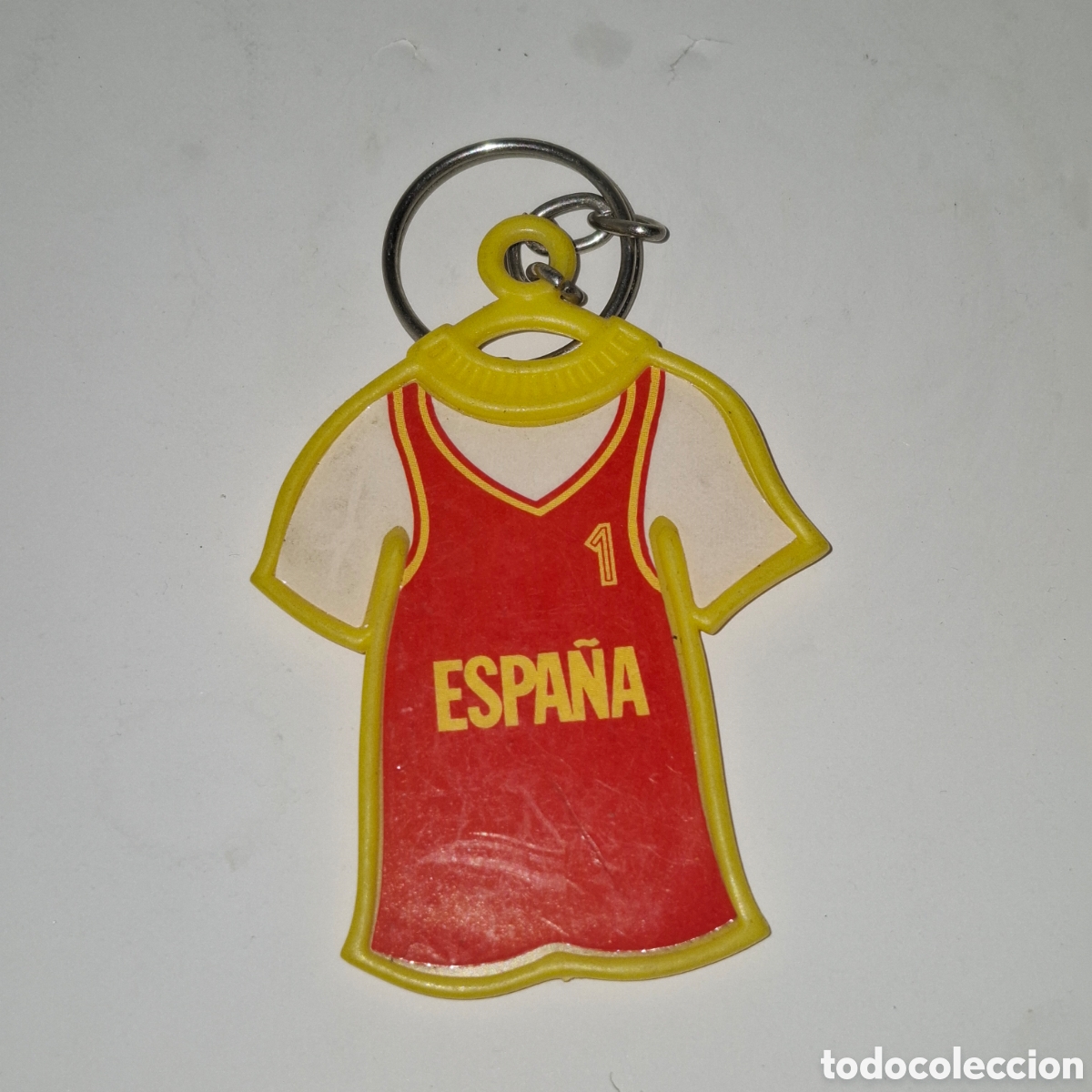 Juguetes antiguos y Juegos de colecci&oacute;n: LLAVERO PROMOCIONAL DE DANONE MUNDIAL DE BASKET 1986 SELECCI&Oacute;N DE ESPA&Ntilde;A