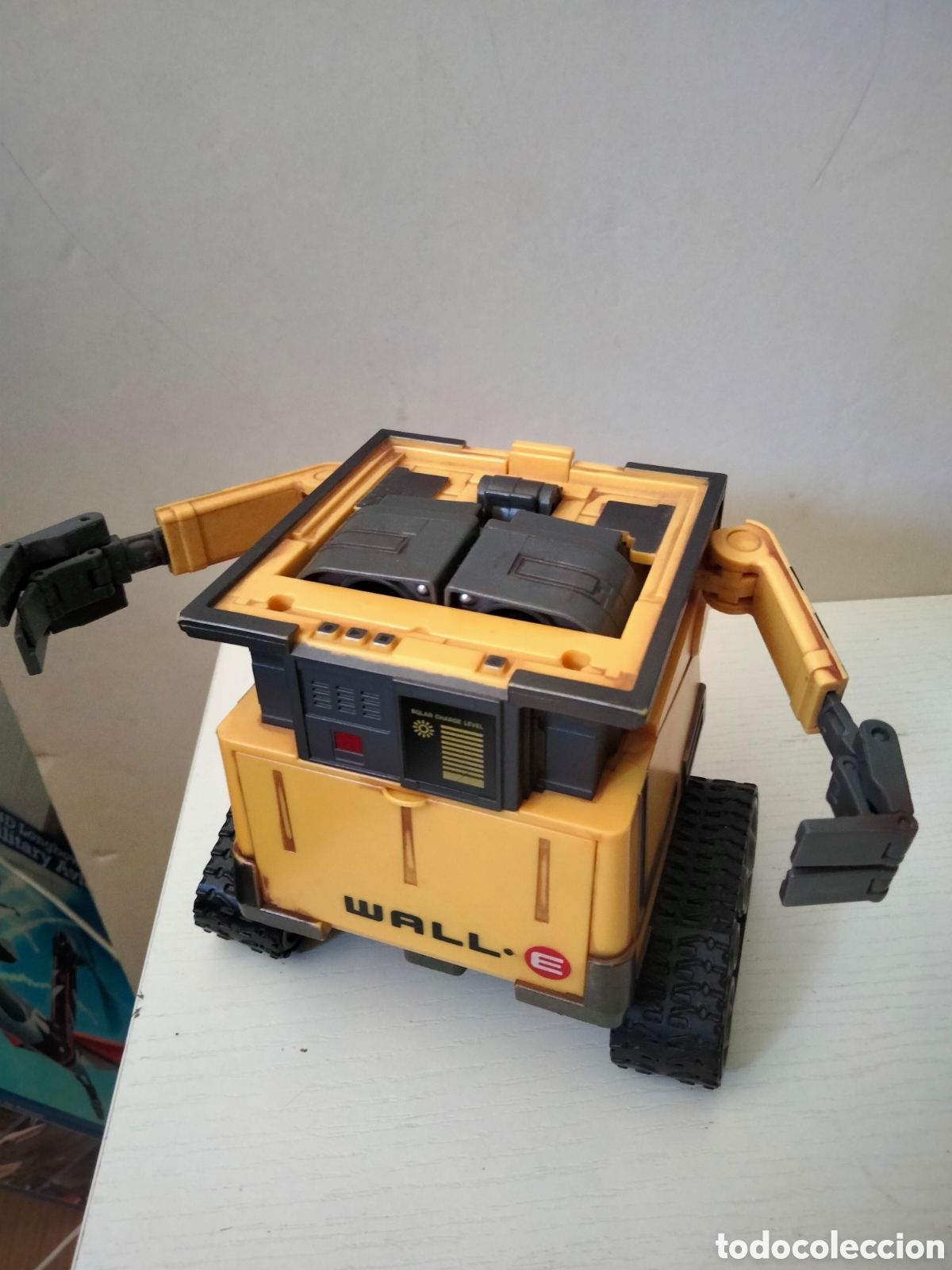 Juguetes antiguos y juegos de colecci&oacute;n: Wall-e transformable cubre thinkway toys - Foto 2
