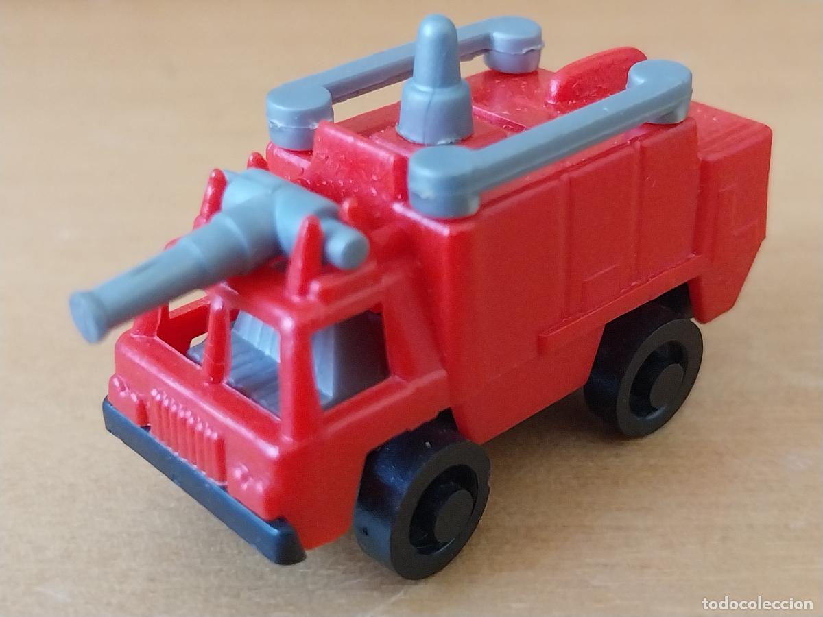 Juguetes antiguos y Juegos de colecci&oacute;n: CAMION MINIATURA GIODI 4 CMS LARGO JUGUETE PREMIUM QUIOSCO