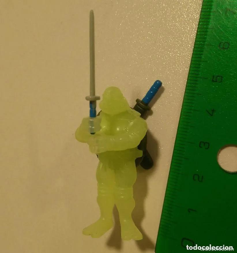 Juguetes antiguos y Juegos de colecci&oacute;n: tmnt tortugas ninja mu&ntilde;equito mu&ntilde;eco teenage mutant turtle fosforescente dolci preziosi leonardo leo