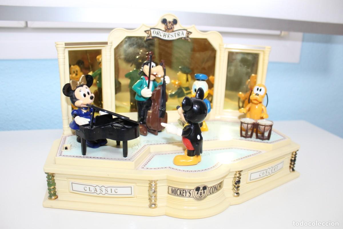 Antique Toys and Collectible Games: ANTIGUO ESCENARIO MU&Ntilde;ECOS DISNEY,MICKEY, MINIE,PLUTO,PATO DONALD - TAKARA