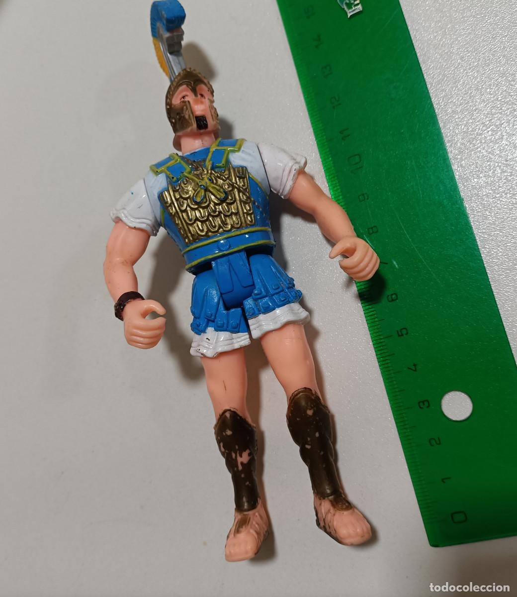 Juguetes antiguos y Juegos de colecci&oacute;n: romano figura mu&ntilde;eco soldado articulado