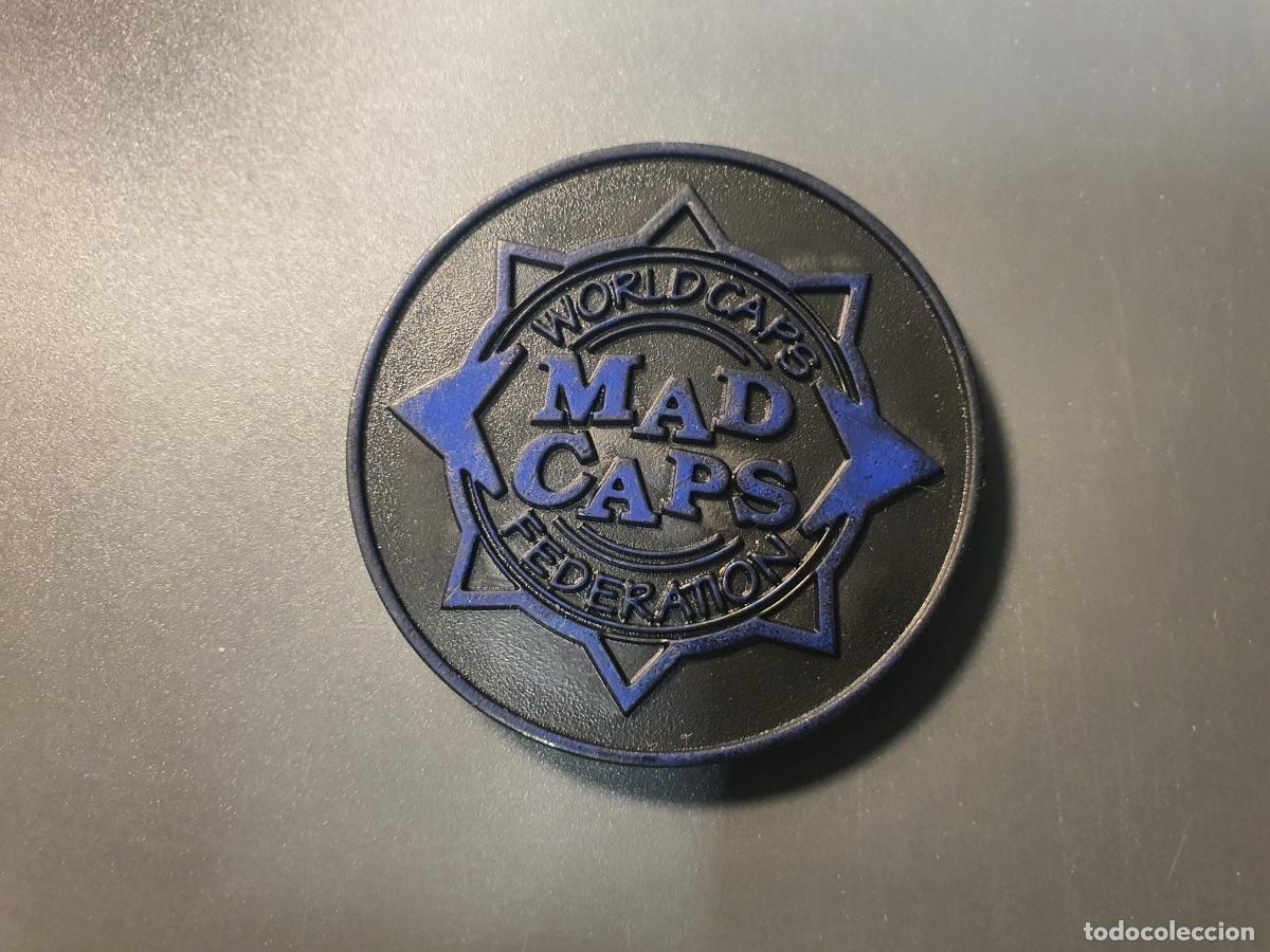 Brinquedos antigos e Jogos de cole&ccedil;&atilde;o: TAZO MASTER W.C.F WORLD CAPS FEDERATION -- MAD CAPS N&ordm; 24
