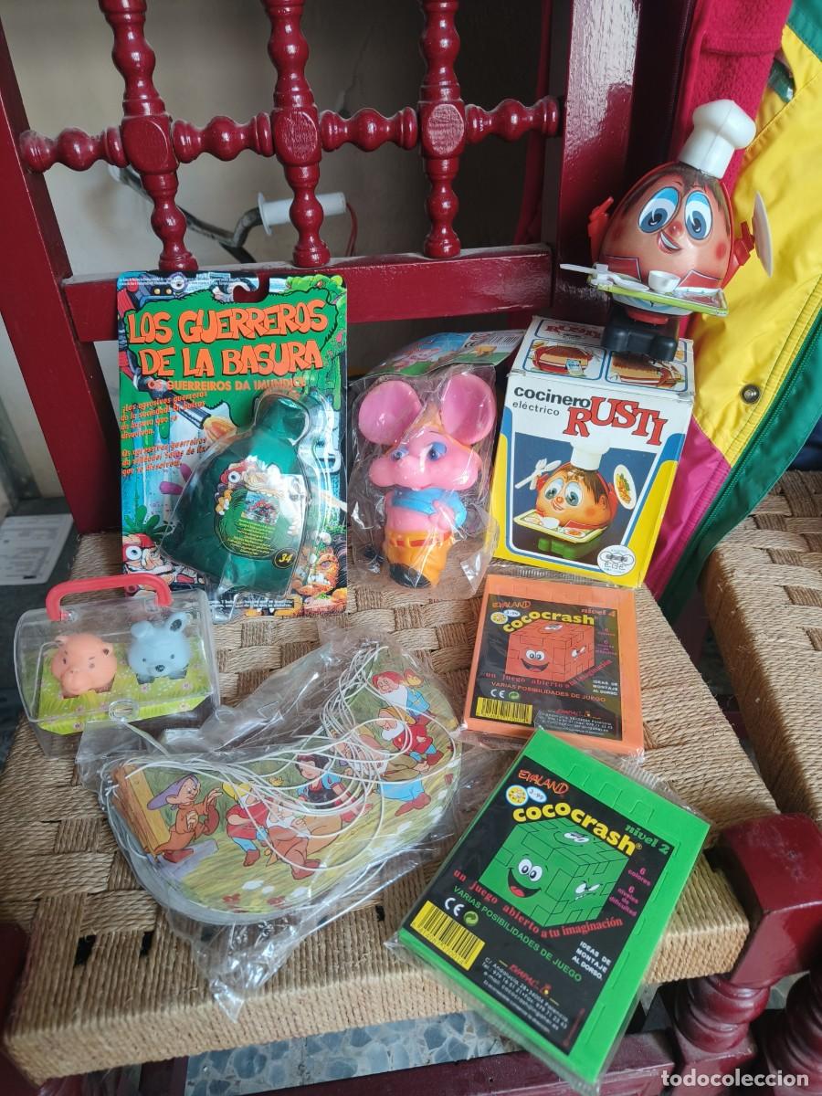 Juguetes antiguos y Juegos de colecci&oacute;n: Ocasion ! Lote juguetes vintage a&ntilde;os 80 90 Gerreros de la Basura Cococrush Topo gigio ..