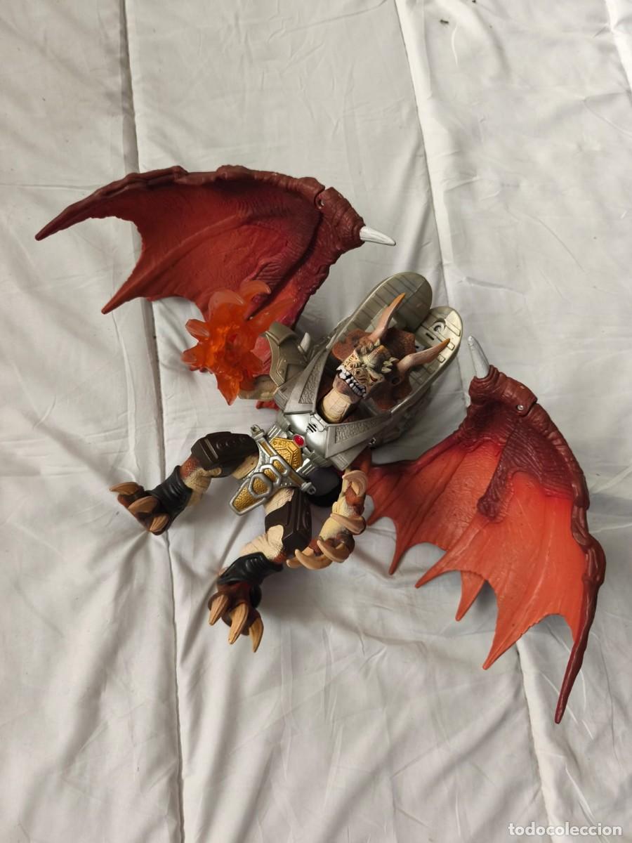 Juguetes antiguos y Juegos de colecci&oacute;n: Drag&oacute;n Bolshack de la franquicia Duel Masters.