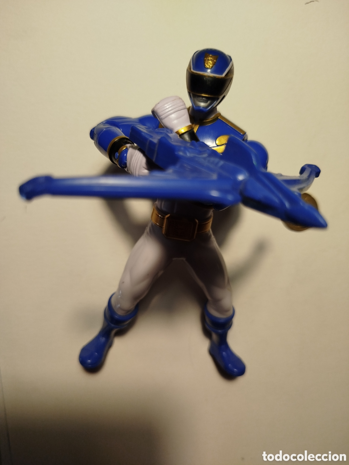 Juguetes antiguos y Juegos de colecci&oacute;n: Figura PowerRanger azul ballesta
