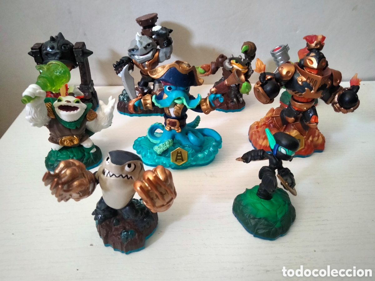 Juguetes antiguos y juegos de colecci&oacute;n: Lote 9 Skylanders Activision variados