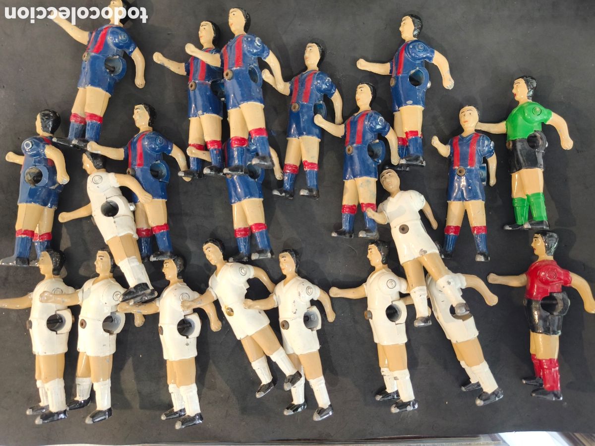 Juguetes antiguos y juegos de colecci&oacute;n: Futbol&iacute;n vintage 21 jugadores. 10 del bar&ccedil;a + portero.