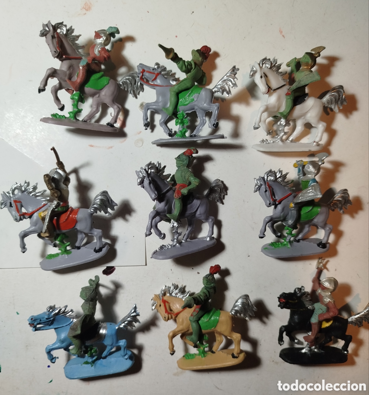 Antique Toys and Collectible Games: 9 caballeros medievales retro
