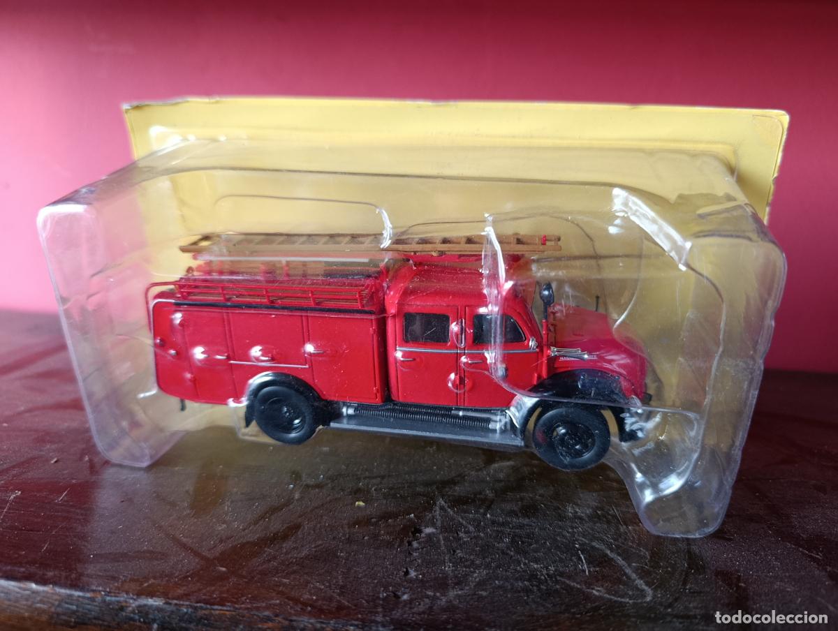Altes Spielzeug und Spiele: REPLICA CAMI&Oacute;N DE BOMBEROS. MODELO PARA COLECCI&Oacute;N EDIT SALVAT. EN SU CAJA