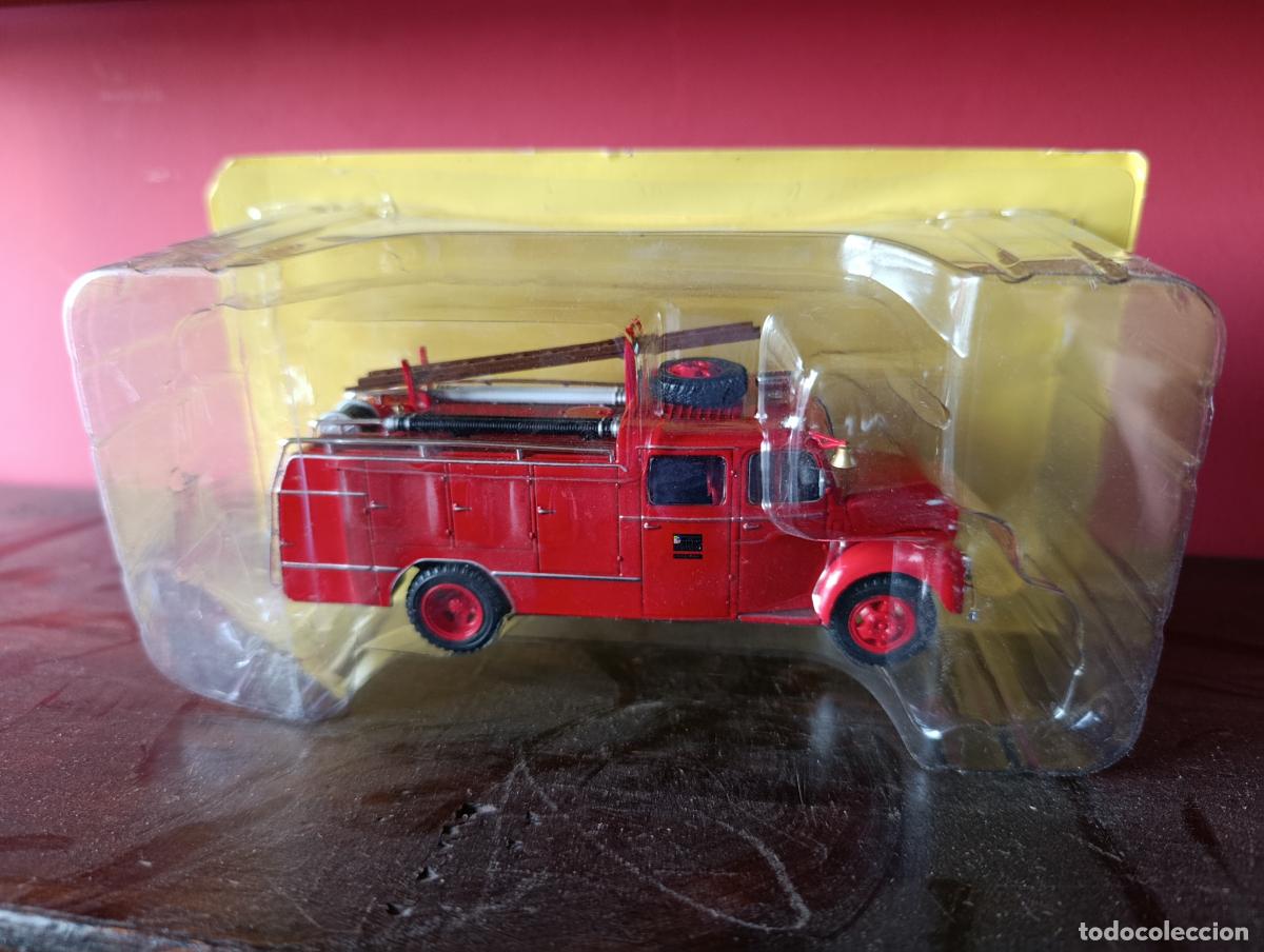 Altes Spielzeug und Spiele: REPLICA CAMI&Oacute;N DE BOMBEROS. MODELO PARA COLECCI&Oacute;N EDIT SALVAT. EN SU CAJA