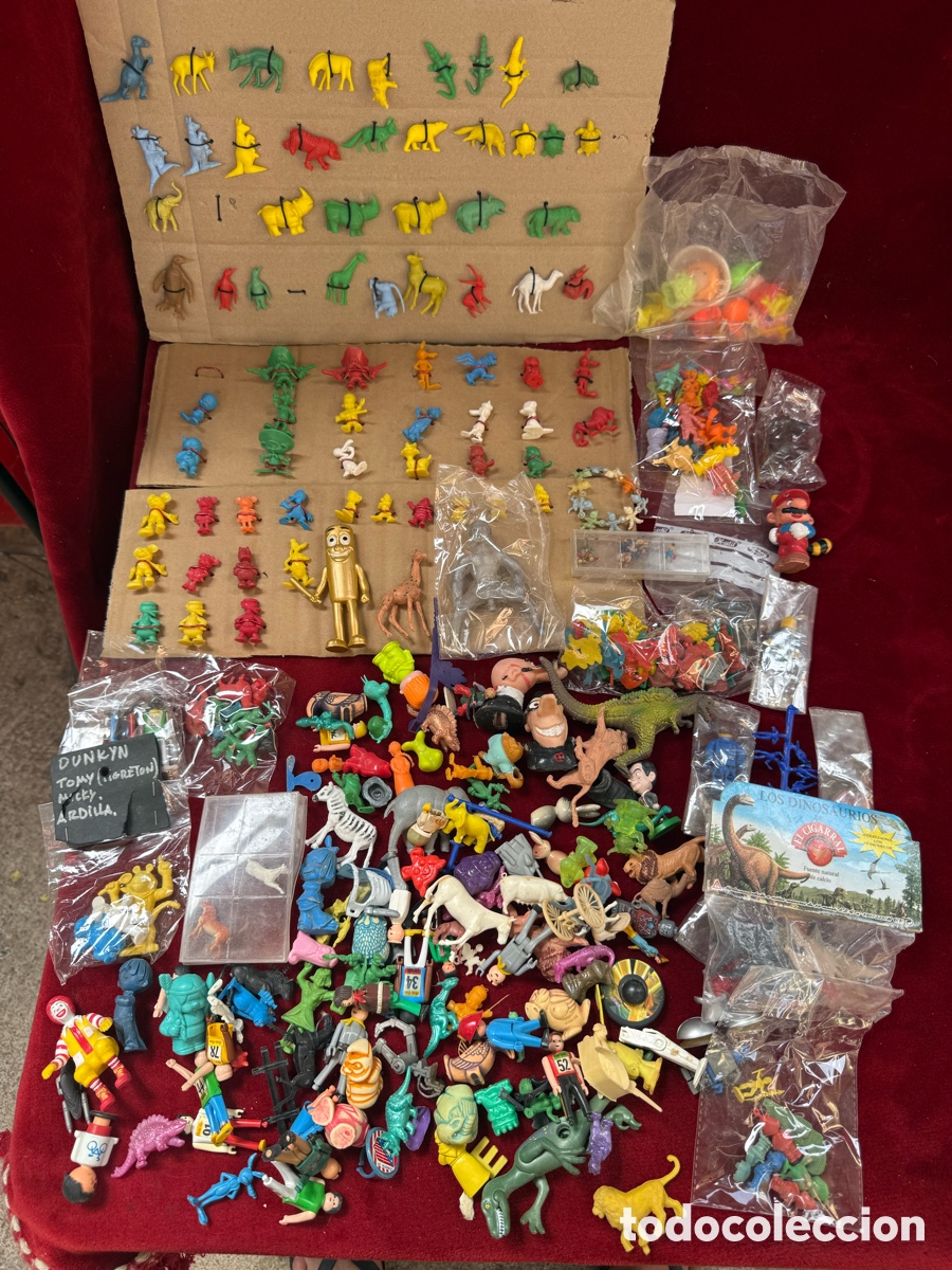 Juguetes antiguos y juegos de colecci&oacute;n: Gran lote de juguetes de coleccion,figuras etc!