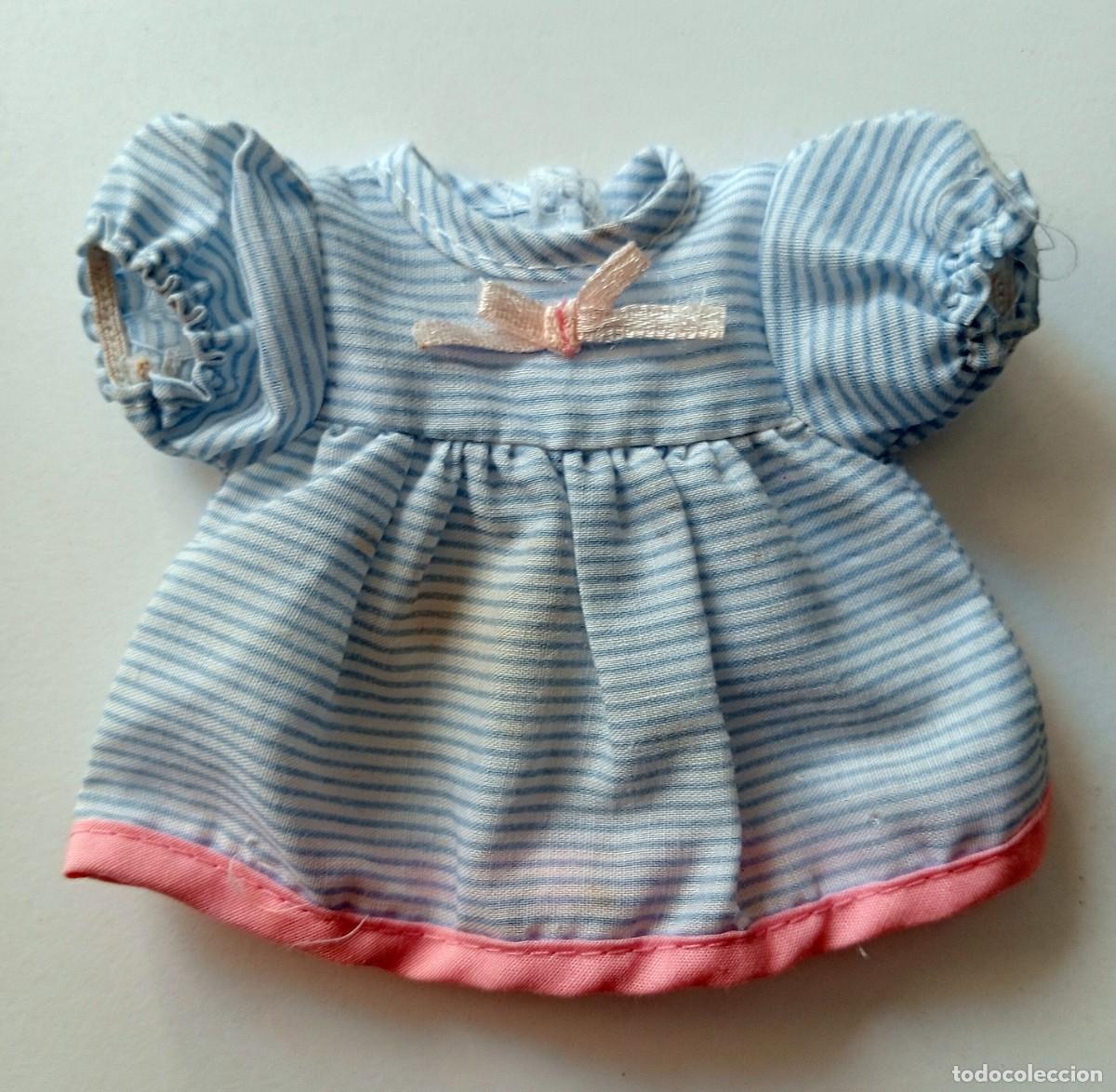 Juguetes antiguos y juegos de colecci&oacute;n: PRENDA PARA MU&Ntilde;ECA: VESTIDITO CON LAZO PARA MU&Ntilde;ECA (PARECE DE BARRIGUITAS)