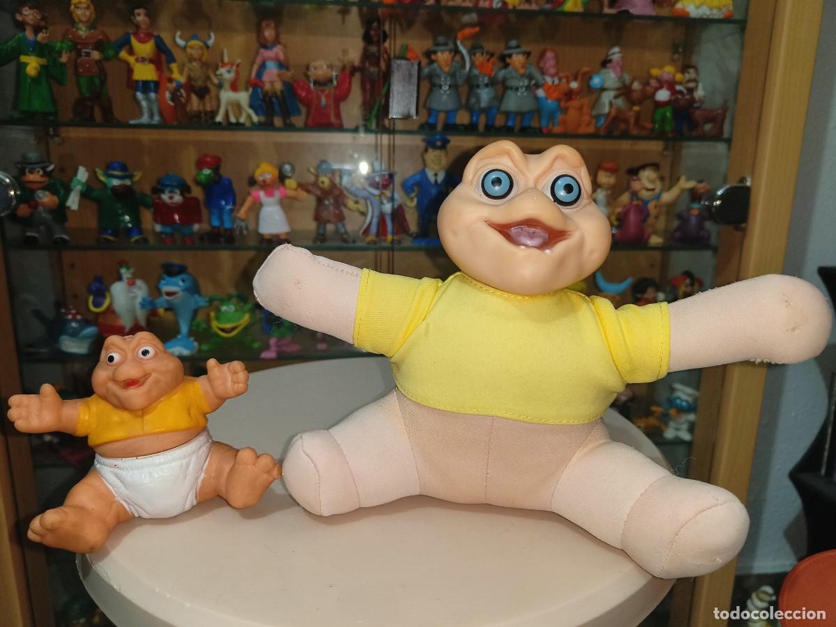 Juguetes antiguos y juegos de colecci&oacute;n: Ocasion ! 2 Antiguos mu&ntilde;ecos vintage a&ntilde;os 80 90 Pequesaurio bebe Sinclair Dinosaurs