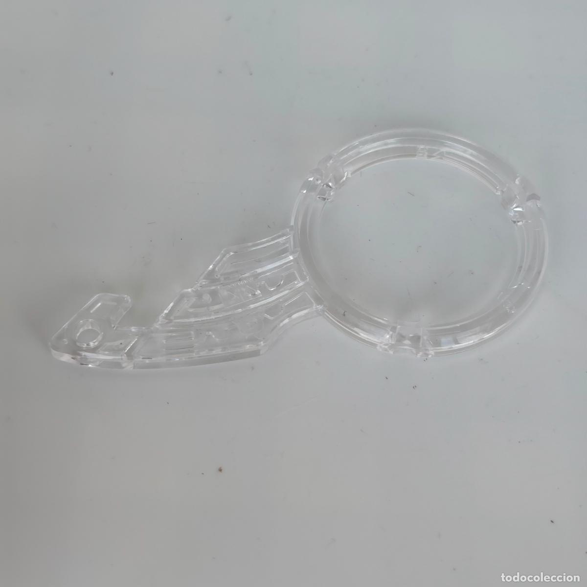 Juguetes antiguos y juegos de colecci&oacute;n: BEYBLADE pieza accesorios ??