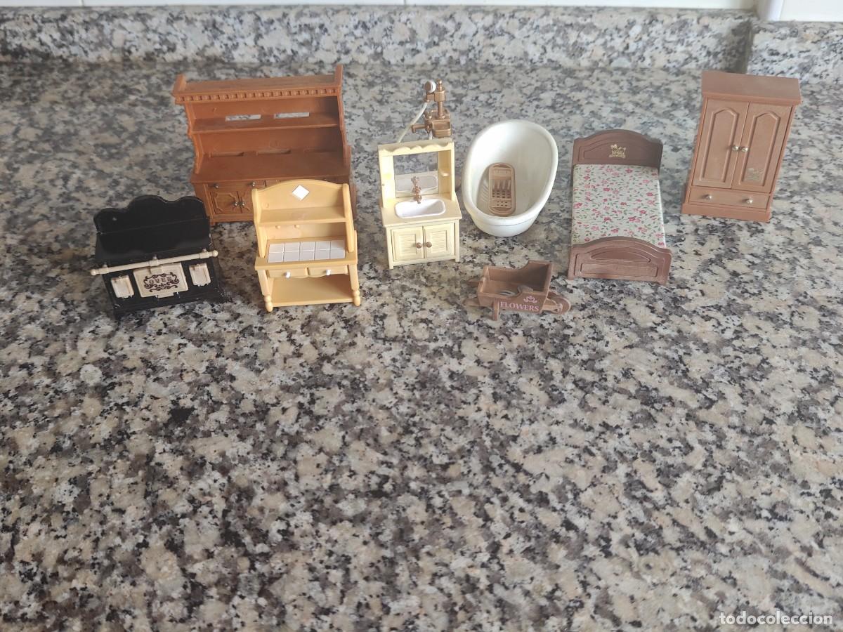 Juguetes antiguos y juegos de colecci&oacute;n: Sylvanian Families Muebles variados.