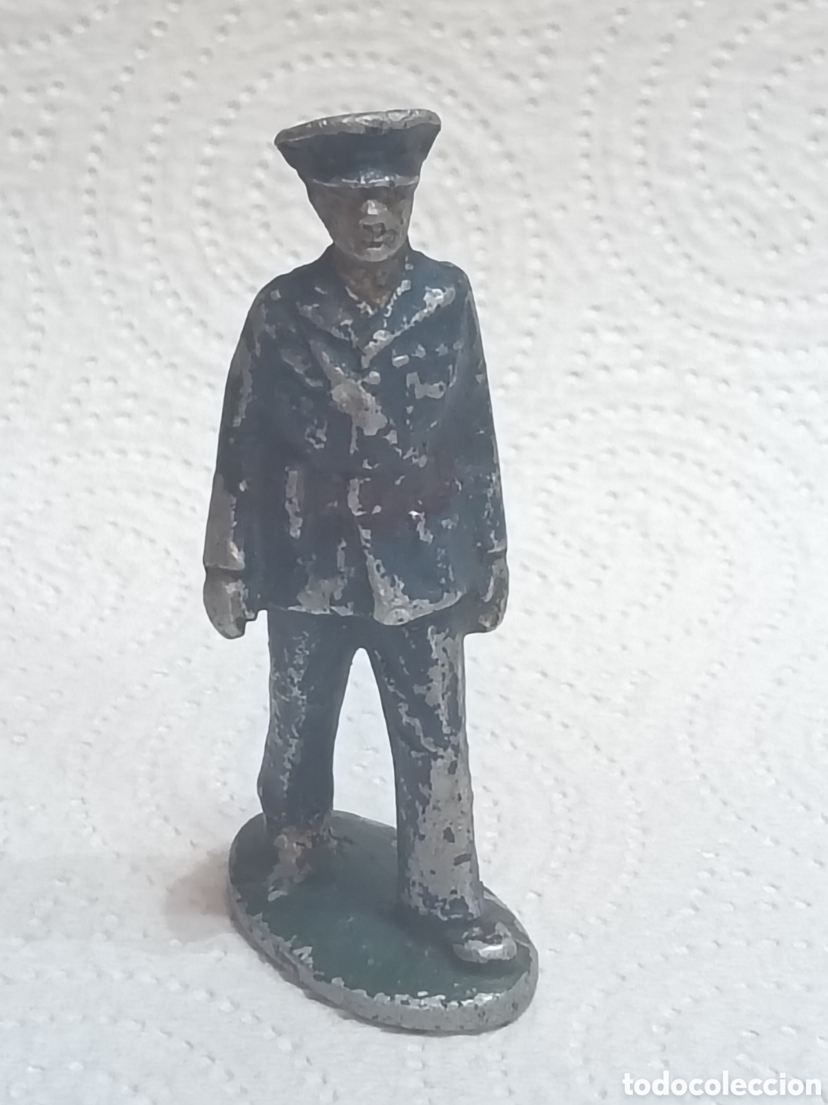 Juguetes antiguos y juegos de colecci&oacute;n: Figura en aluminio de 65 mm.