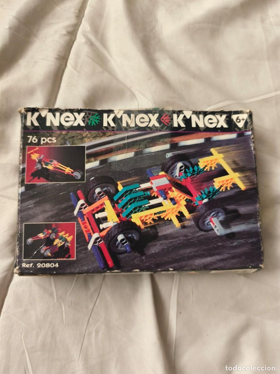 Juguetes antiguos y juegos de colecci&oacute;n: Cl&aacute;sico de construcci&oacute;n K'NEX. Creaci&oacute;n de veh&iacute;culos de carreras.