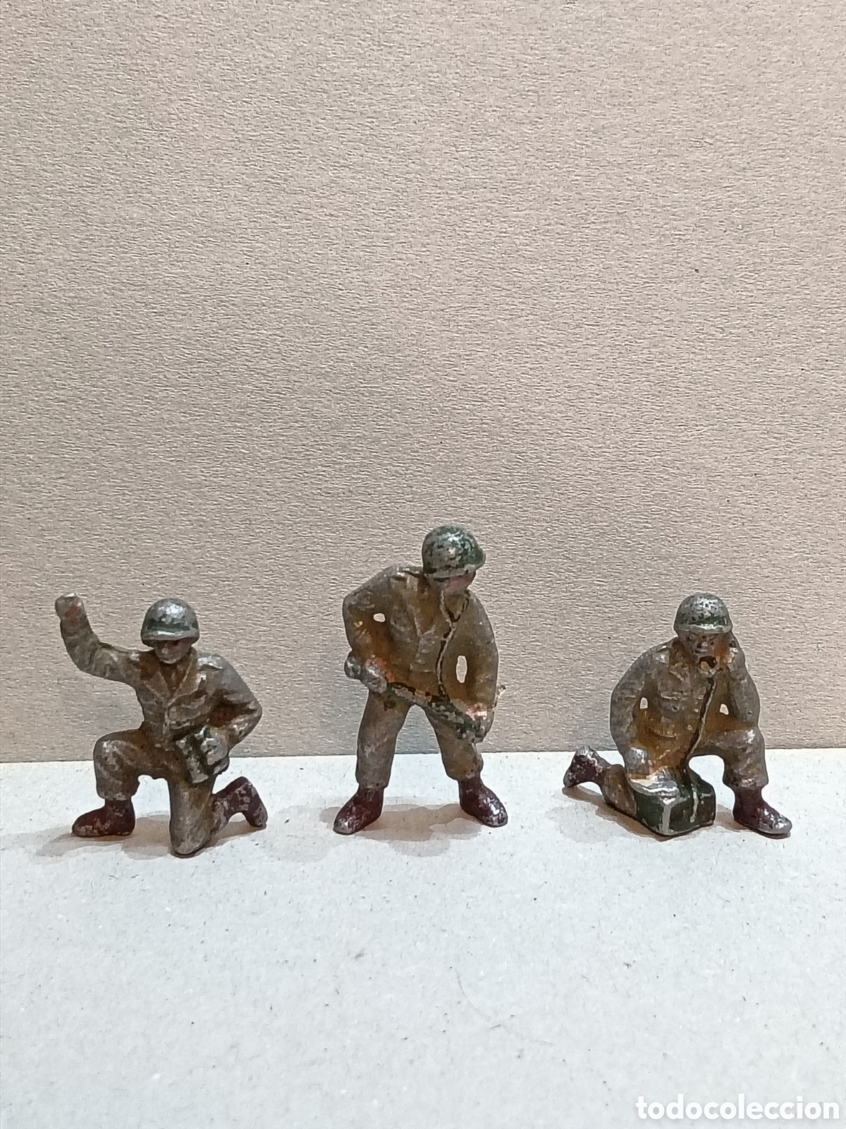Juguetes antiguos y juegos de colecci&oacute;n: Soldados en Aluminio 50 mm