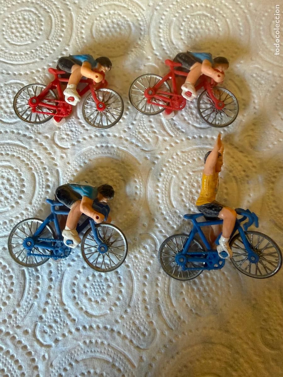 Giocattoli antichi e Giochi di collezione: Ciclistas miniatura banesto