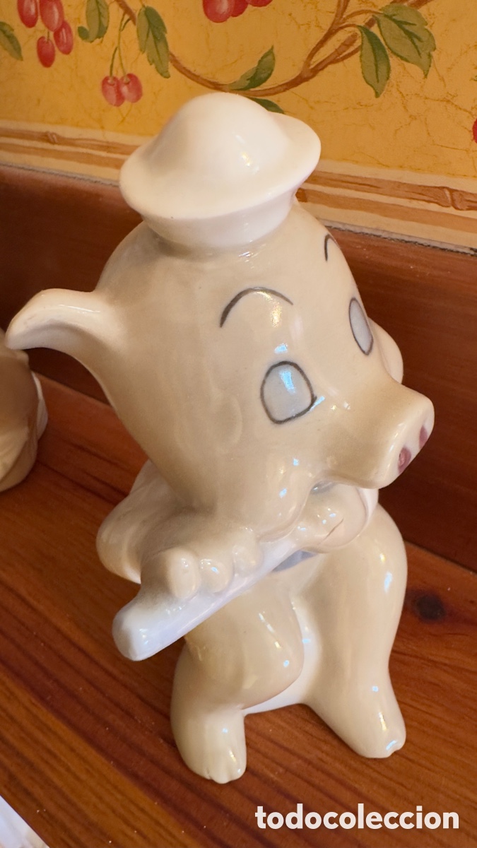 Antique Toys and Collectible Games: Un cerdito porcelana Disney con peque&ntilde;o defecto