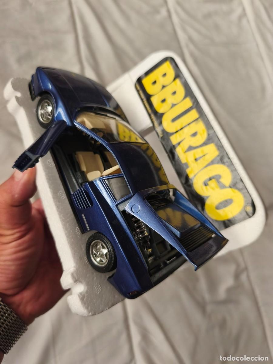 Juguetes antiguos y juegos de colecci&oacute;n: Coche de colecci&oacute;n a escala 1:24 del Ferrari Testarossa (1984)