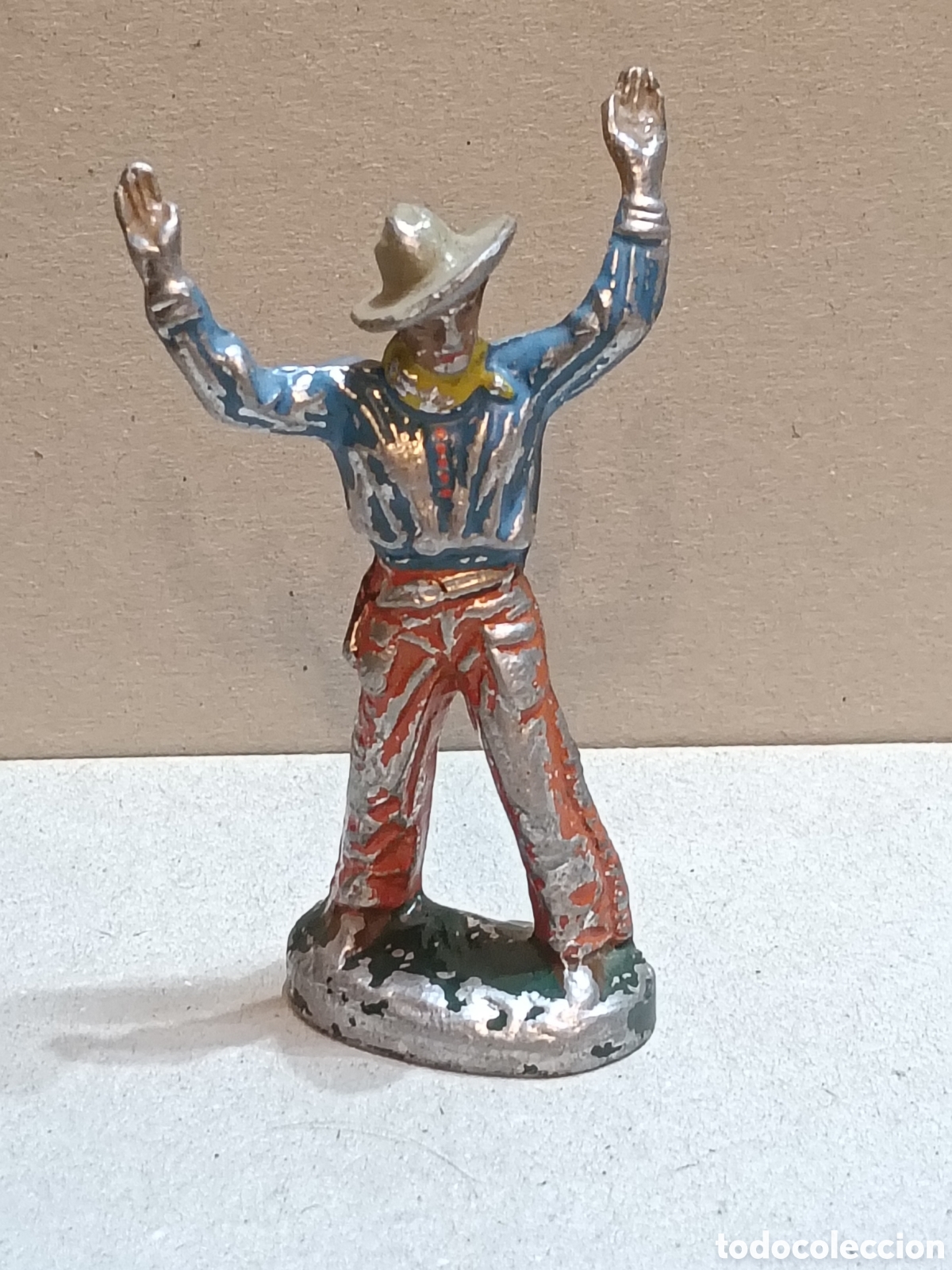 Juguetes antiguos y juegos de colecci&oacute;n: Vaquero en Aluminio de 70 mm.
